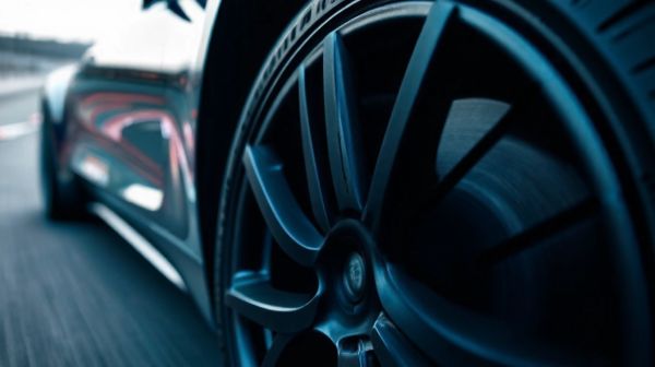 Lo mejor de Michelin Pilot Sport 5: Durabilidad y confort excepcional